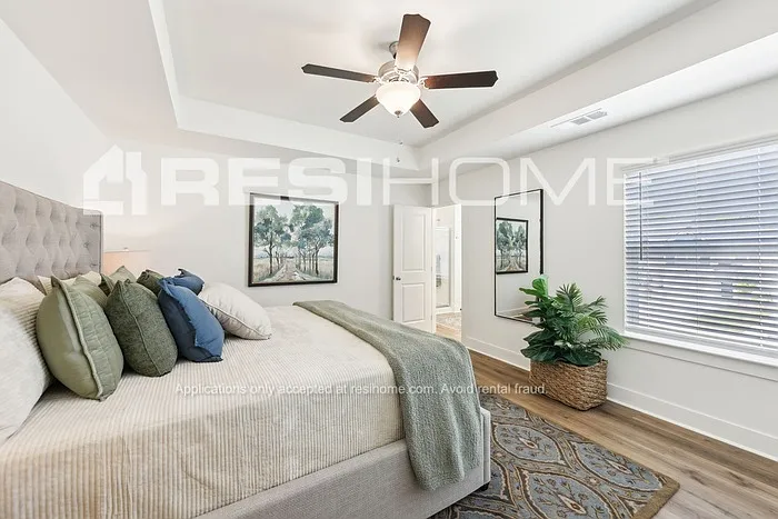 220 Frost Ln — Photo 13