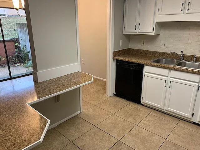 3 bed, 2.5 bath, 1477 sqft, $1,850 — Photo 4