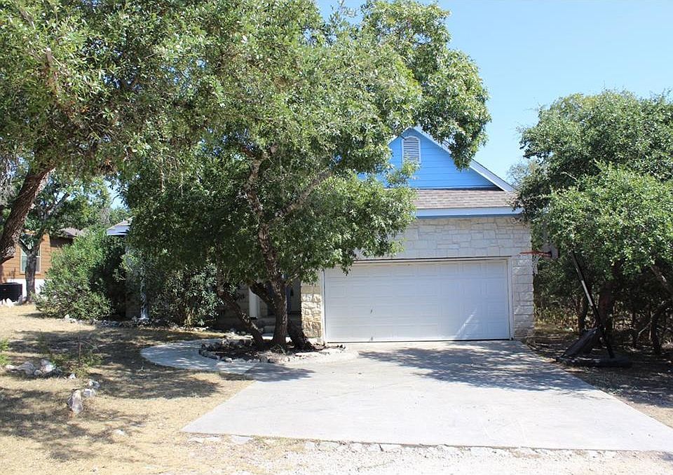 1st image of 10 Whistling Wind Ln