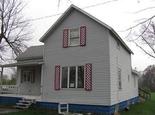 211 E State St, Saint Anne, IL 60964