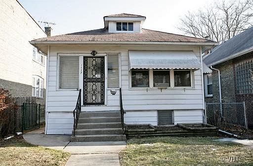 1st image of 1117 W Darrow Ave