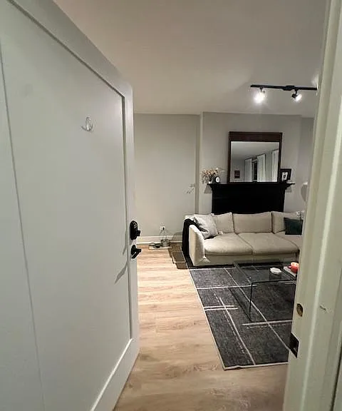 1822 W Augusta Blvd #2 — Photo 14