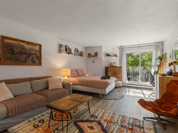 1545 E 2nd Ave #216, Vancouver, BC V5N 1C8