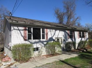 42 Cemetery Rd, Highland Falls, NY 10928