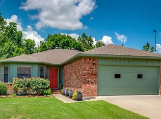 331 Lazy Ln, Montgomery, TX 77356