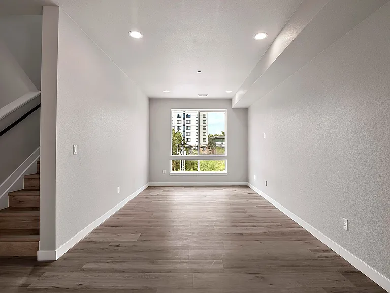 5355 W 12th Ave — Photo 16