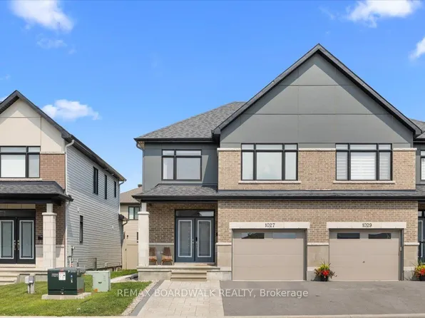 1027 Hydrangea Ave, Ottawa, ON K4M 0L4