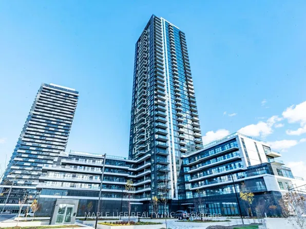 15 Watergarden Dr #302, Mississauga, ON L5R 0G8