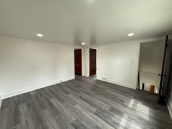 5th image of 4164 W 140th St