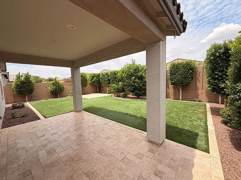 17818 W Buckhorn Trl — Photo 27