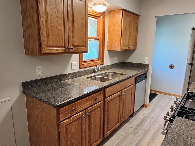 16699 Galena Ave — Photo 27