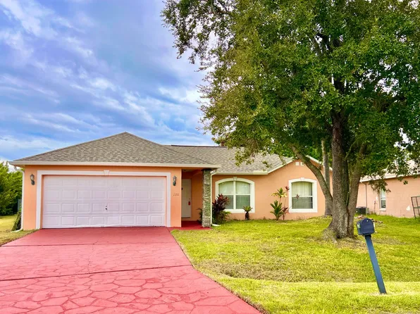 220 Canterbury Ct, Kissimmee, FL 34758