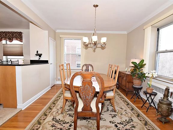3rd image of 162-41 Powells Cove Blvd #6D