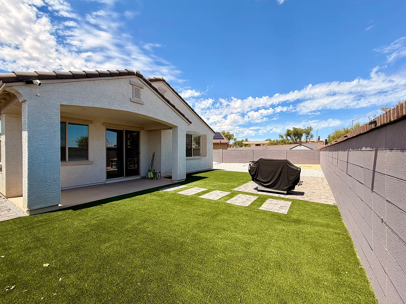 3 bed, 1504 sqft, $2,950 — Photo 3