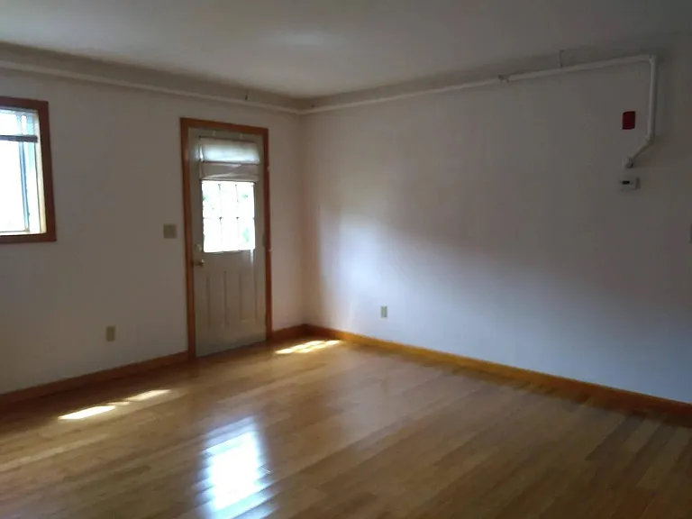 9 Phillips St — Photo 2