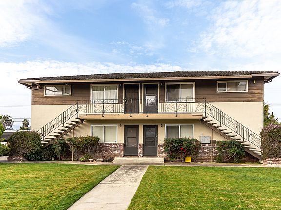 2nd image of 393 Dunster Dr
