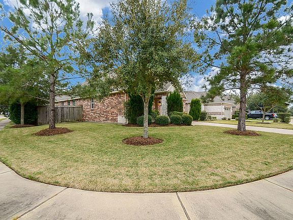 3rd image of 24411 Dartford Springs Ln
