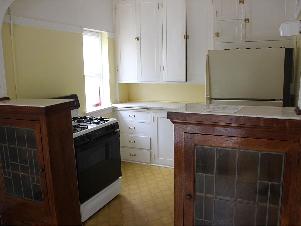 1st image of 2336 N 1st St APT 6