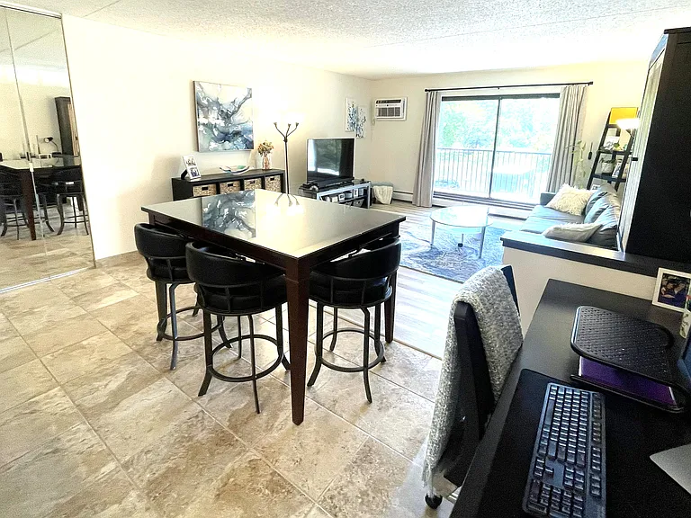 10511 Cedar Lake Rd #307 — Photo 7