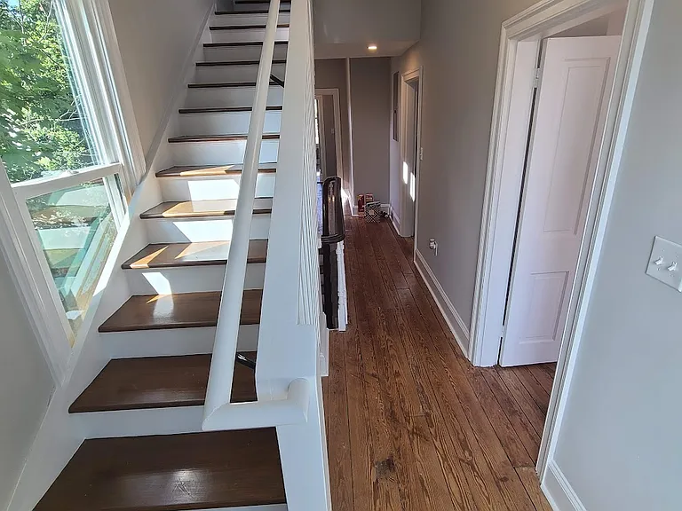 405 W State St — Photo 9