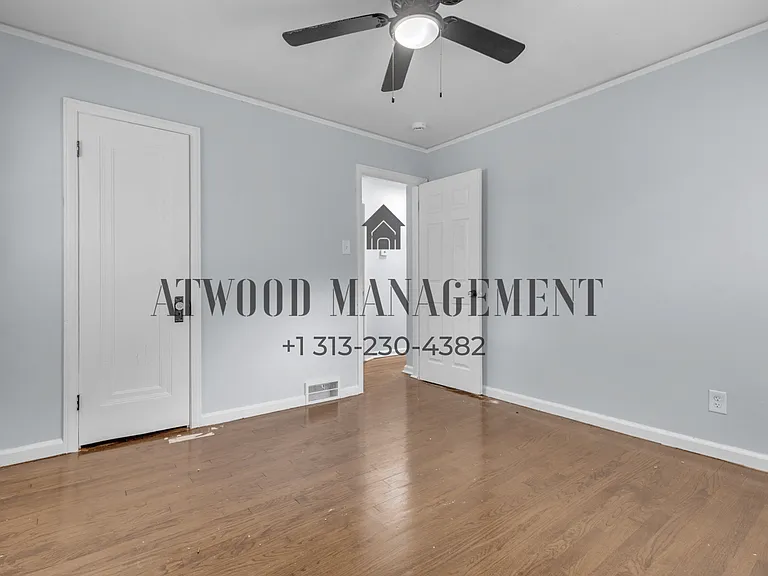 9755 Wayburn St — Photo 7
