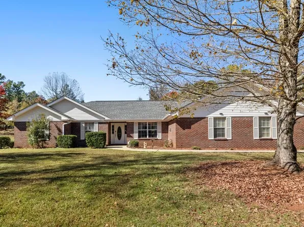 668 Stage Coach Rd, Dadeville, AL 36853