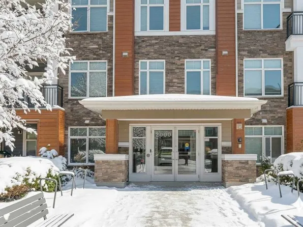 3727 W Sage Hill Dr NW #2409, Calgary, AB T3R 1T7