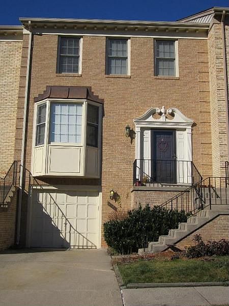 1st image of 4642 Luxberry Dr