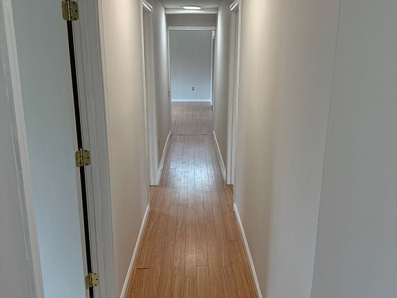 5th image of 396 Plains Rd