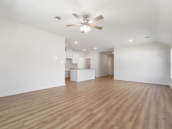 5th image of 4019 Colony River Rock Blvd