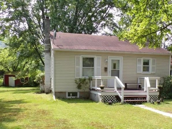 4 Myrtle Ave, Deposit, NY 13754