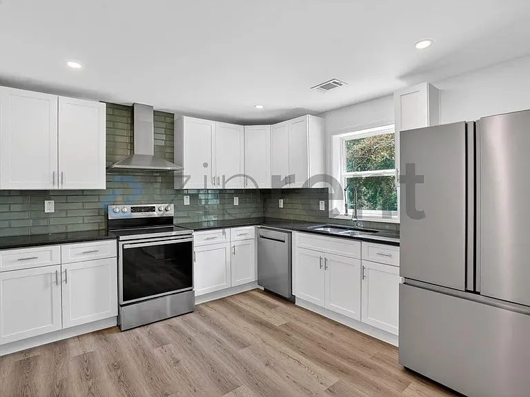 500 Camp Creek Cir #2 — Photo 7