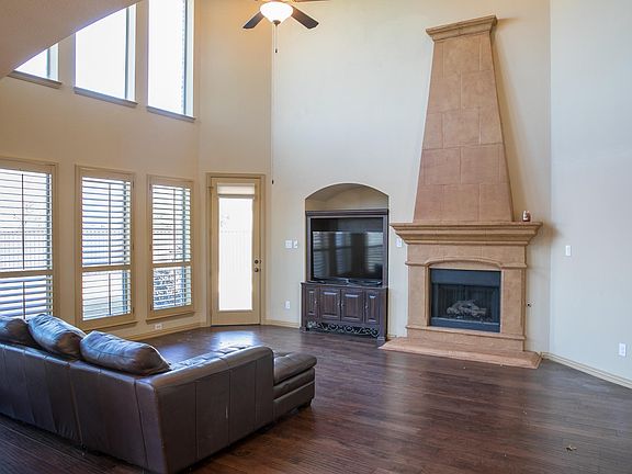 3rd image of 1838 Palo Pinto Dr
