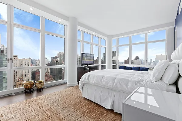 Rented by Corcoran | media 9