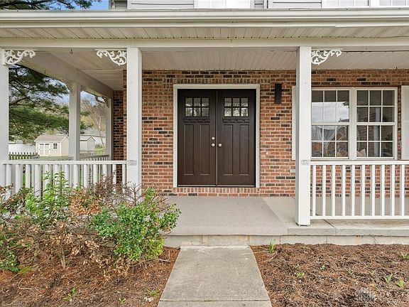 5th image of 5543 Lake Michigan Dr