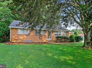 2009 Poplars Rd, York, PA 17408