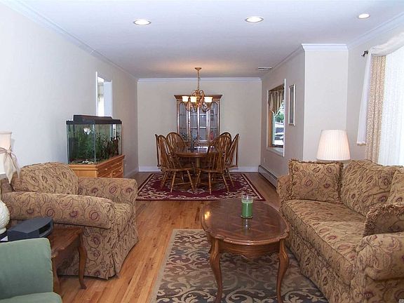 5th image of 8 Rockland Pl