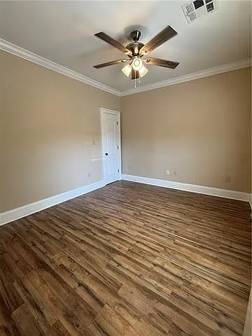 2102 S Lopez St — Photo 11