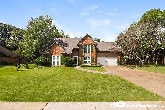 1st image of 3969 Clubview Dr