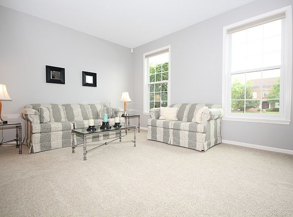 3rd image of 1313 Keenland Dr