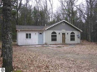 5925 E Esmond Rd, Hale, MI 48739