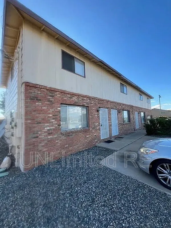 2 bed, 1.0 bath, 1000 sqft, $1,425 — Photo 3