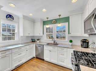 1404 Colonial Ave, Greensboro, NC 27408