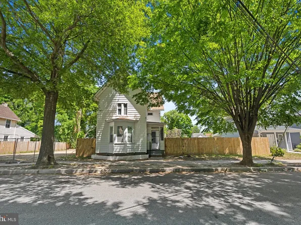 31 S New St, Dover, DE 19904