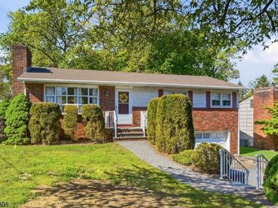 90 Mcnomee St, Oakland, NJ, 07436