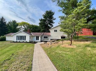 14910 Rock Creek Rd, Chardon, OH 44024