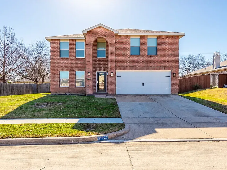 922 White Dove Dr
