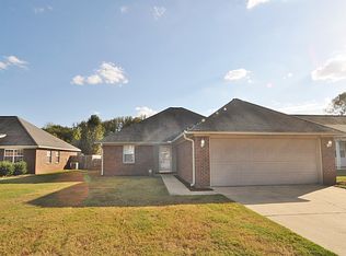 117 Laurelbrook Dr, Saltillo, MS 38866