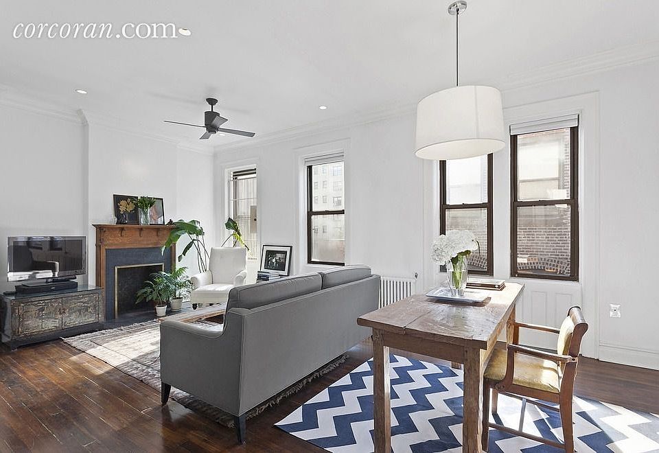 1st image of 210 W 21st St APT 7RW