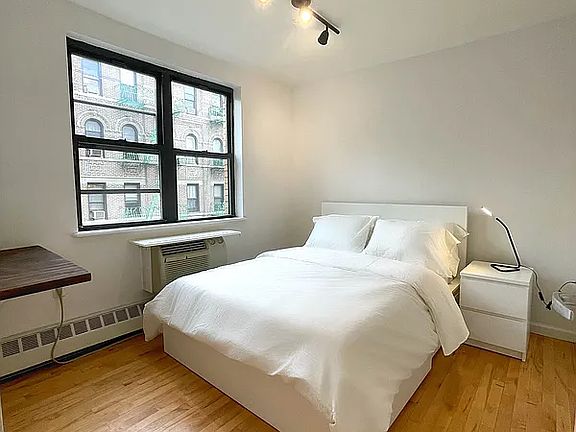4th image of 49 Ludlow St APT 2B